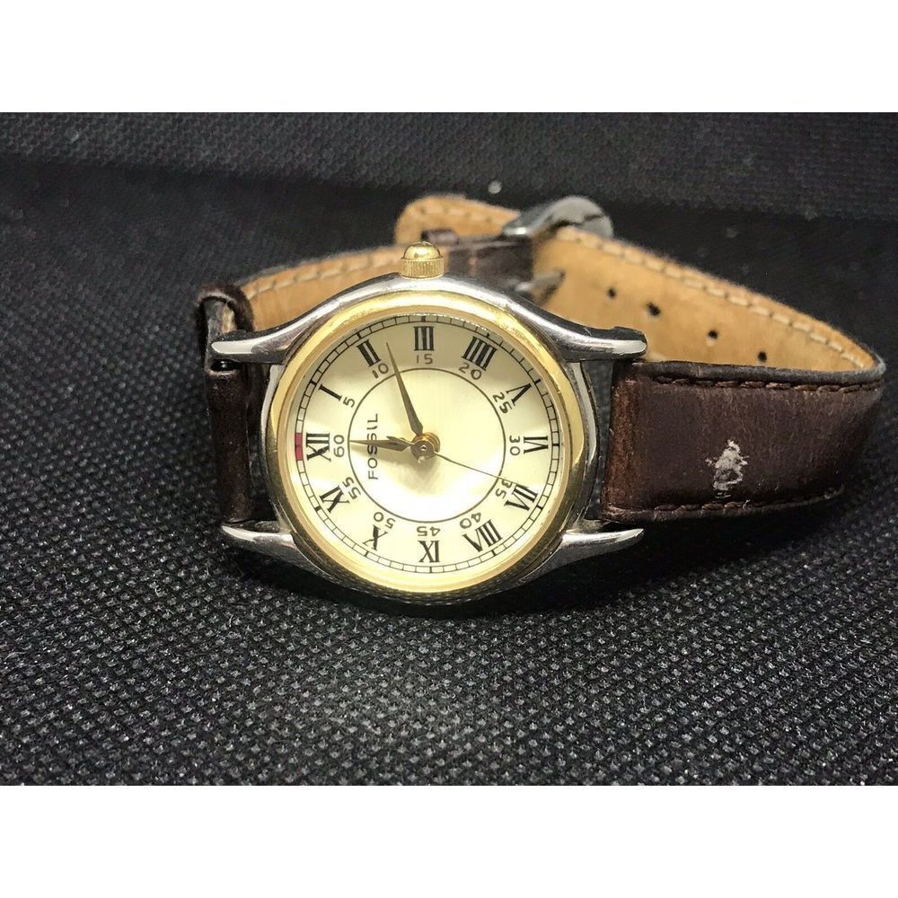 Fossil Extremely Rare And Authentic Watch Model P… - image 4